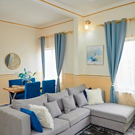 Yaoundé Appartement Avec Vue Panoramique Two Or Three Rooms מראה חיצוני תמונה