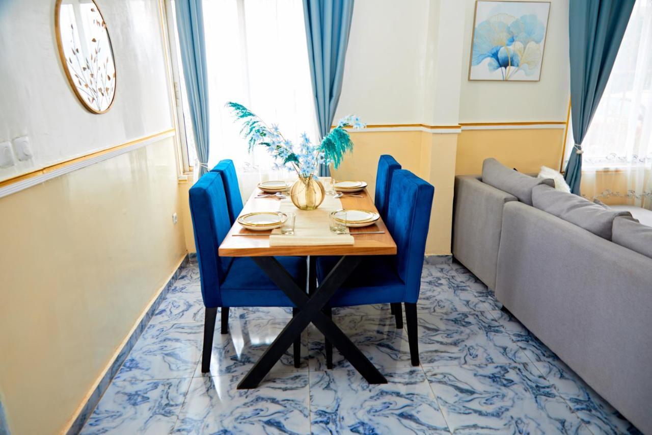 Yaoundé Appartement Avec Vue Panoramique Two Or Three Rooms מראה חיצוני תמונה