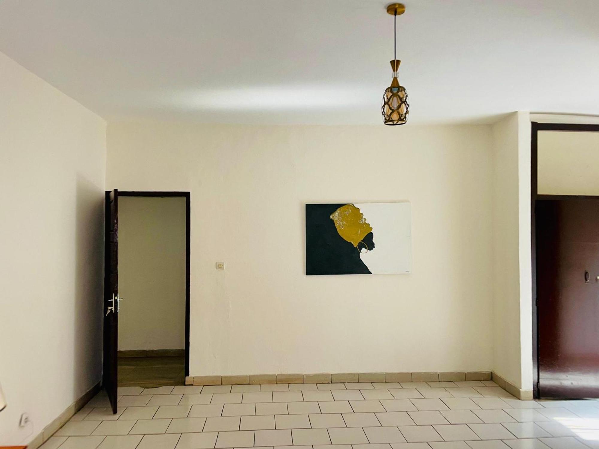 Yaoundé Appartement Avec Vue Panoramique Two Or Three Rooms מראה חיצוני תמונה