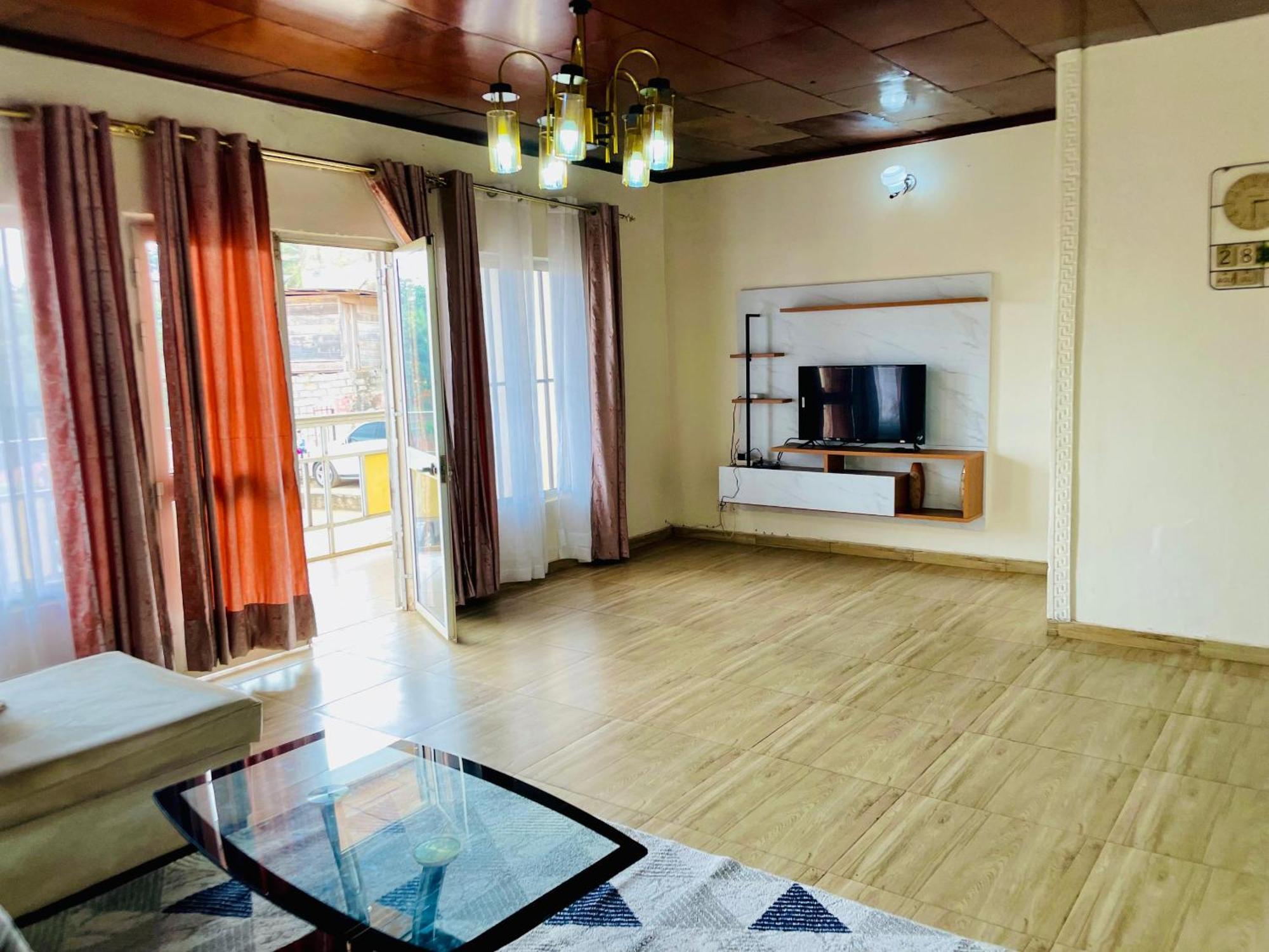 Yaoundé Appartement Avec Vue Panoramique Two Or Three Rooms מראה חיצוני תמונה